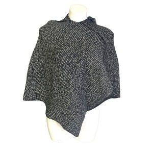 REVERSIBLE PONCHO BLACK AND GRAY SMALL